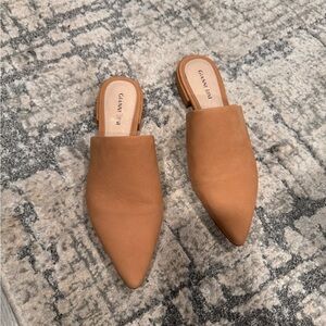 Gianni Bini brown mules